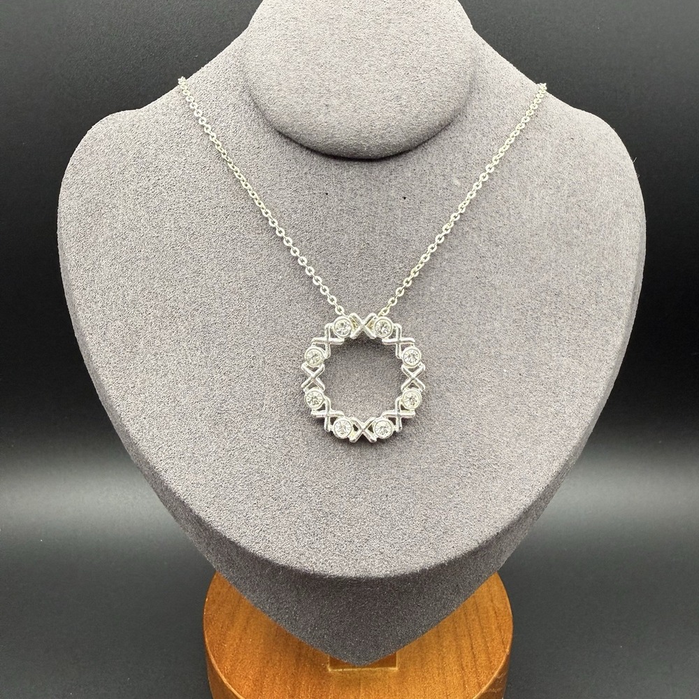 Silver Tone Crystal Rhinestone XOXO Circle Pendant Necklace Minimalist Y2K 18"